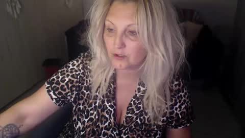 Alexxa online show from 16, 4, 2026