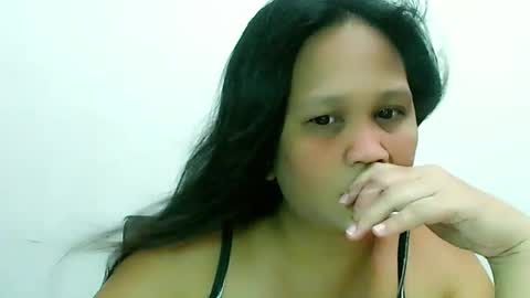 Snapshot of divinegrace10 chatting on 3, 1, 2025     Divine Grace Close To Your Hear online show from 3, 1, 2025