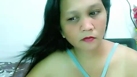 Snapshot of divinegrace10 chatting on 4, 1, 2025     Divine Grace Close To Your Hear online show from 4, 1, 2025