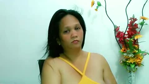 Snapshot of divinegrace10 chatting on 5, 1, 2025     Divine Grace Close To Your Hear online show from 5, 1, 2025