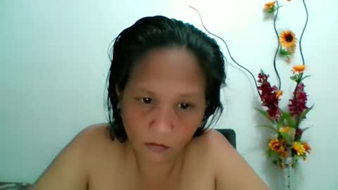 Snapshot of divinegrace10 chatting on 17, 1, 2025     Divine Grace Close To Your Hear online show from 17, 1, 2025