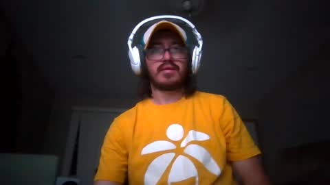Snapshot of divorcedstoner420 chatting on 11, 7, 2026 divorcedstoner420 online show from 11, 7, 2026