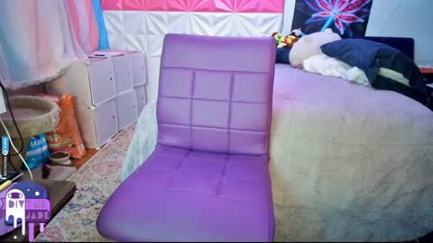 Jade Divyne online show from 8, 12, 2024