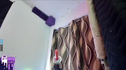 Jade Divyne online show from 2, 3, 2025