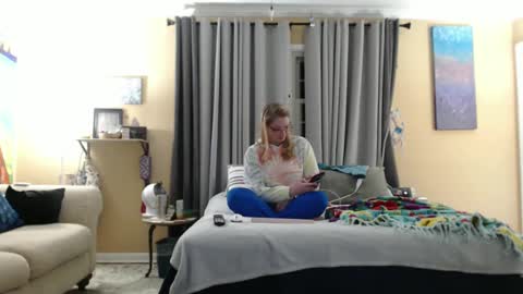 dixie_comanche online show from 27, 1, 2025