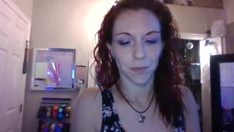 dixieglam online show from 27, 2, 2025