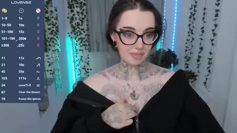 dixipixi_ online show from 19, 3, 2026