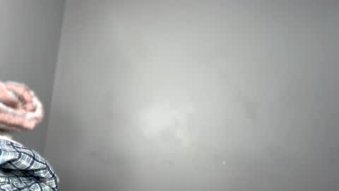 Snapshot of dixkzilla chatting on 8, 3, 2025 dixkzilla online show from 8, 3, 2025