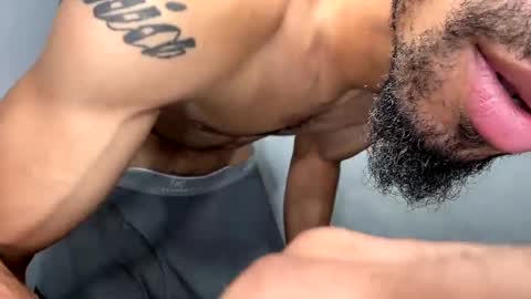 Snapshot of dixkzilla chatting on 15, 9, 2025 dixkzilla online show from 15, 9, 2025