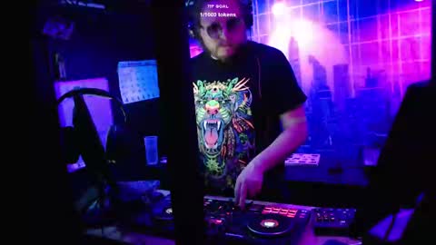 Snapshot of dj_capitain_claw chatting on 18, 1, 2025 Adrian Arturo online show from 18, 1, 2025