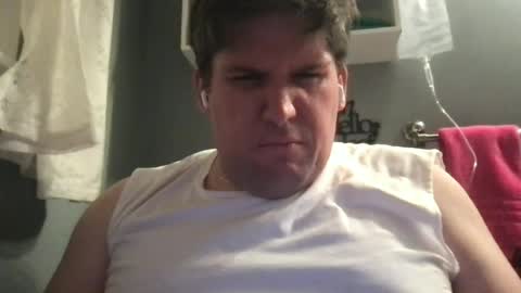 Snapshot of dj_stud chatting on 9, 7, 2026 dj_stud online show from 9, 7, 2026