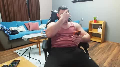 STR8 BOYv online show from 28, 1, 2025