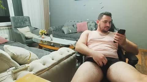 Snapshot of djmute chatting on 25, 3, 2026 STR8 BOYv online show from 25, 3, 2026