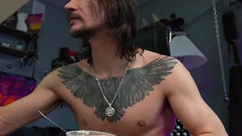 Snapshot of dl_raven chatting on 25, 1, 2025 Silverhand online show from 25, 1, 2025