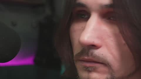 Snapshot of dl_raven chatting on 28, 1, 2025 Silverhand online show from 28, 1, 2025