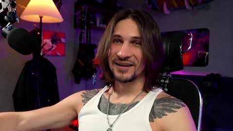 Snapshot of dl_raven chatting on 8, 2, 2025 Silverhand online show from 8, 2, 2025