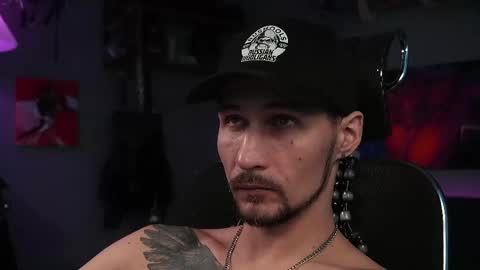 Snapshot of dl_raven chatting on 26, 2, 2025 Silverhand online show from 26, 2, 2025