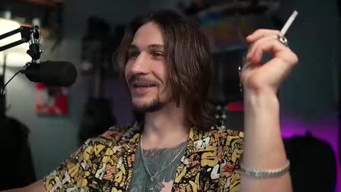 Snapshot of dl_raven chatting on 1, 3, 2025 Silverhand online show from 1, 3, 2025