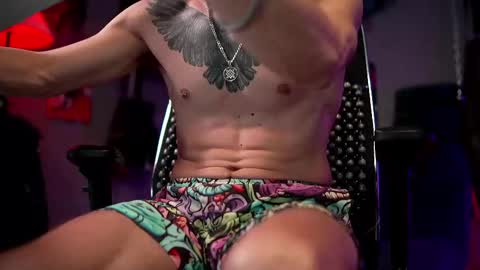 Snapshot of dl_raven chatting on 6, 3, 2025 Silverhand online show from 6, 3, 2025