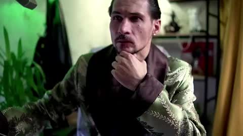 Snapshot of dl_raven chatting on 22, 9, 2025 Silverhand online show from 22, 9, 2025