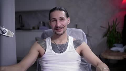 Snapshot of dl_raven chatting on 19, 10, 2025 Silverhand online show from 19, 10, 2025