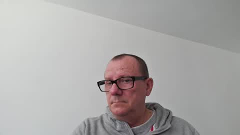 Snapshot of dobrybogdan chatting on 9, 9, 2025 dobrybogdan online show from 9, 9, 2025