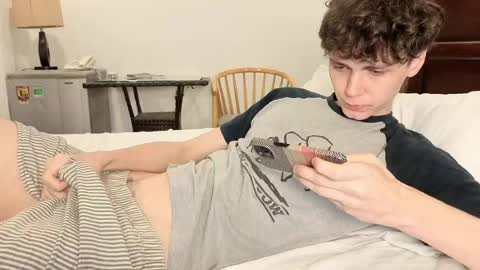 Snapshot of doedeeer chatting on 25, 5, 2026 Alex online show from 25, 5, 2026