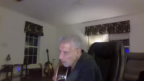 Snapshot of dogluc7 chatting on 30, 12, 2024 dogluc7 online show from 30, 12, 2024