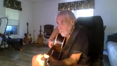 Snapshot of dogluc7 chatting on 3, 2, 2025 dogluc7 online show from 3, 2, 2025