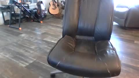 Snapshot of dogluc7 chatting on 15, 3, 2026 dogluc7 online show from 15, 3, 2026