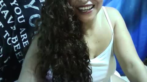 Snapshot of doll78latin chatting on 20, 1, 2025 doll78latin online show from 20, 1, 2025