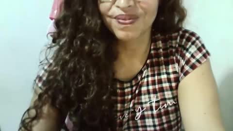 Snapshot of doll78latin chatting on 10, 2, 2025 doll78latin online show from 10, 2, 2025