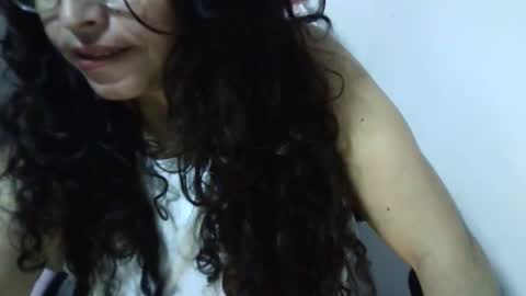 Snapshot of doll78latin chatting on 17, 10, 2025 doll78latin online show from 17, 10, 2025