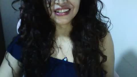 Snapshot of doll78latin chatting on 19, 10, 2025 doll78latin online show from 19, 10, 2025