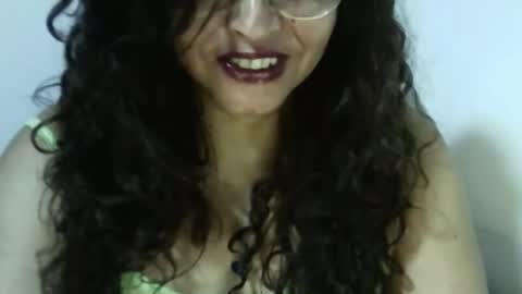 Snapshot of doll78latin chatting on 24, 10, 2025 doll78latin online show from 24, 10, 2025