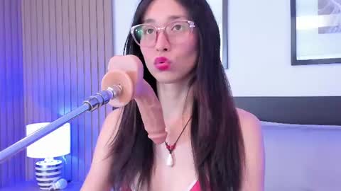 Snapshot of doll_bella_ chatting on 10, 7, 2026 Bella online show from 10, 7, 2026