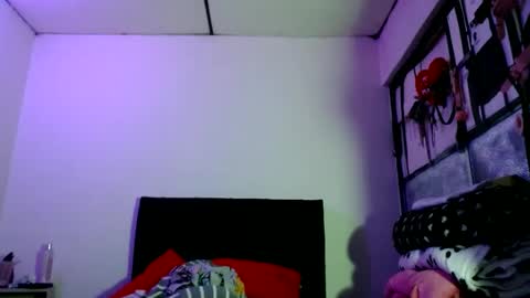 Catherine XXX online show from 4, 1, 2025