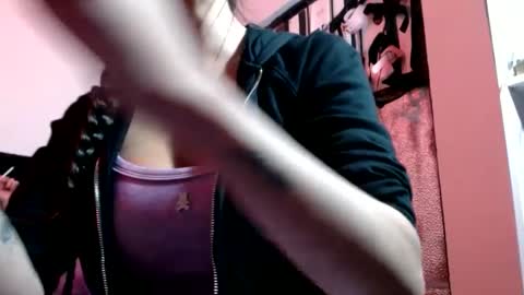 Catherine XXX online show from 8, 1, 2025