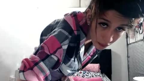 Catherine XXX online show from 5, 3, 2025