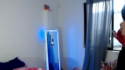 Catherine XXX online show from 15, 4, 2026