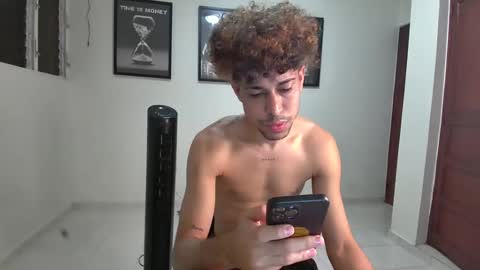 Snapshot of dollarhot30 chatting on 17, 2, 2026 DollarHot30 online show from 17, 2, 2026