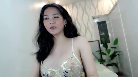 Make me Happy online show from 16, 2, 2026