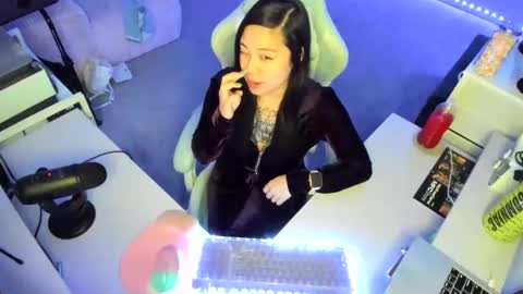 DOLLLFACE online show from 15, 2, 2026