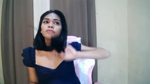 Snapshot of dolly_angel2 chatting on 7, 1, 2025 dolly_angel2 online show from 7, 1, 2025