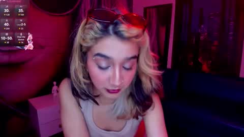 Dolly pocket online show from 6, 3, 2026