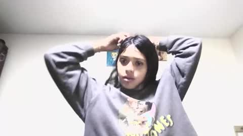 Snapshot of dolly_ran_ chatting on 20, 10, 2025 Loli online show from 20, 10, 2025