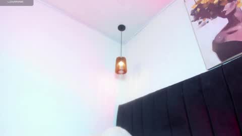 Snapshot of dolly_zoe chatting on 15, 5, 2026 Call me Zoe online show from 15, 5, 2026