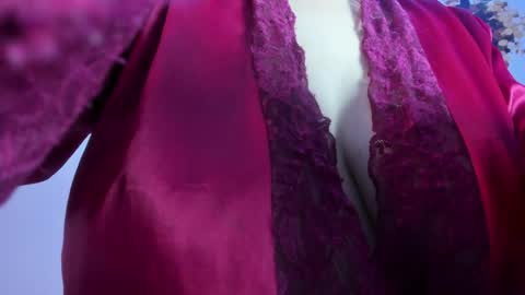 Snapshot of dolly_zoe chatting on 27, 5, 2026 Call me Zoe online show from 27, 5, 2026