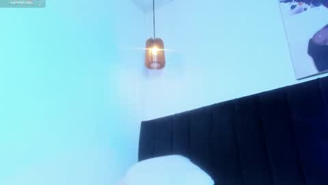 Snapshot of dolly_zoe chatting on 6, 7, 2026 Call me Zoe online show from 6, 7, 2026