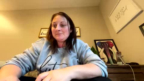 Dolly online show from 3, 3, 2025